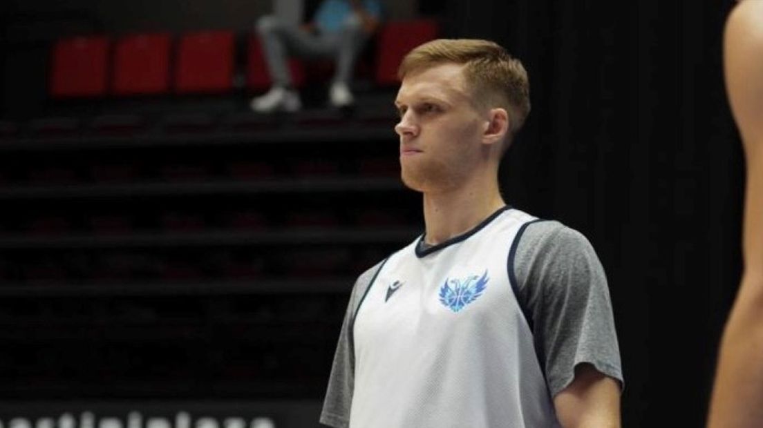 Karolis Babušis tijdens een training van Donar