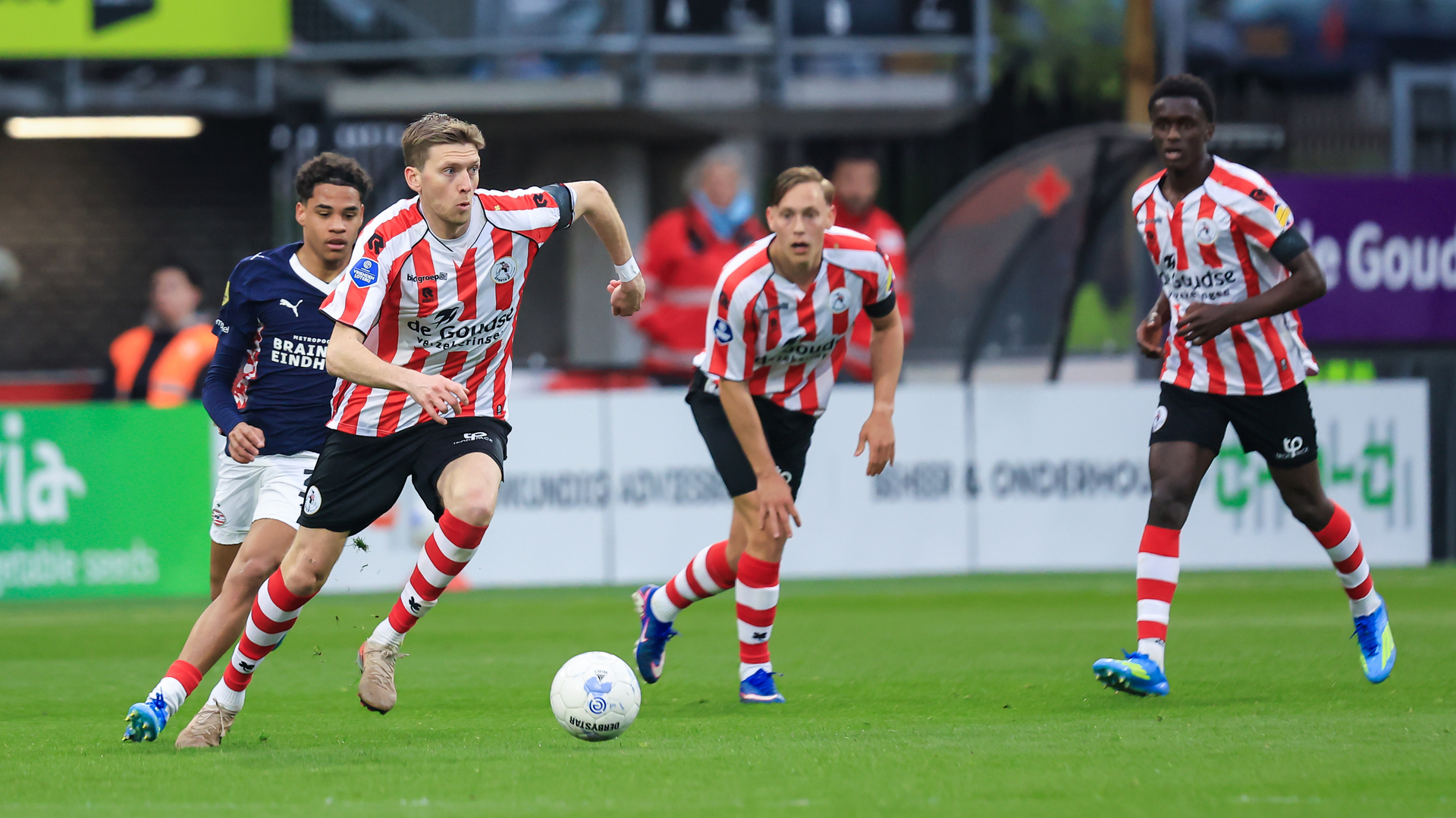 Lauritsen in actie voor Sparta