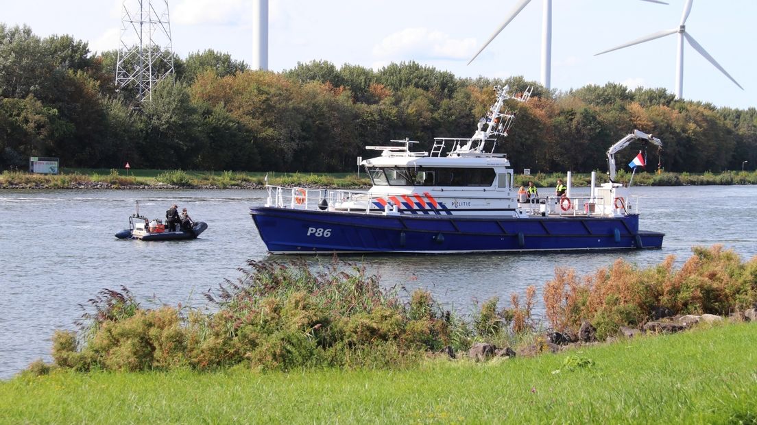 Politie zoekt naar Angelique Raas en haar auto in het Schelde-Rijnkanaal