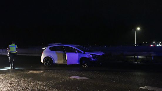 A28 Tynaarlo-Assen deels afgesloten geweest na ongeluk. A28 Tynaarlo-Assen deels afgesloten geweest na ongeluk.
