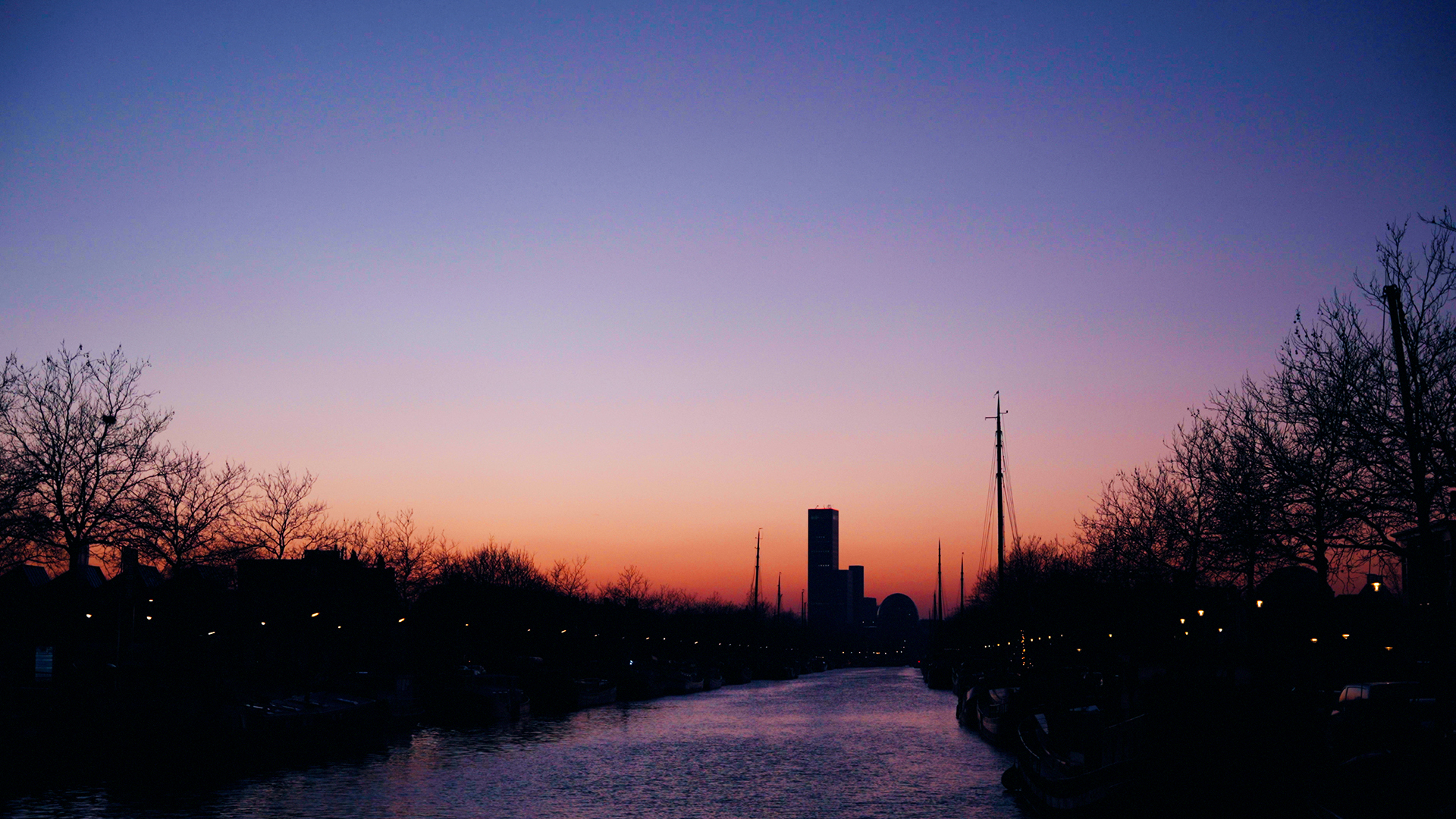 De Achmeatoer karakterisearret de skyline fan Ljouwert