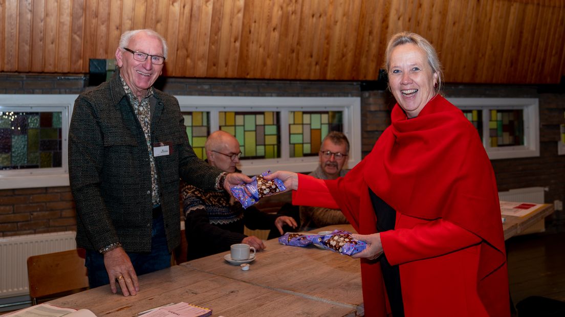 Burgemeester Inge Nieuwenhuizen van De Wolden voor de stembus