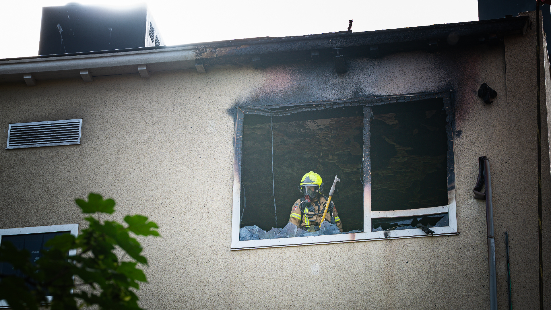 De brand zorgde voor veel schade in huis.