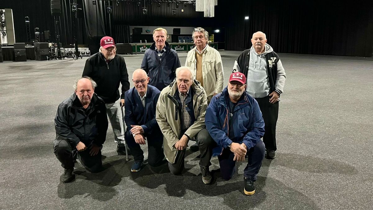 IJshockeyreünie in Assen: 'Ik had nooit verwacht dat dit zou gebeuren'