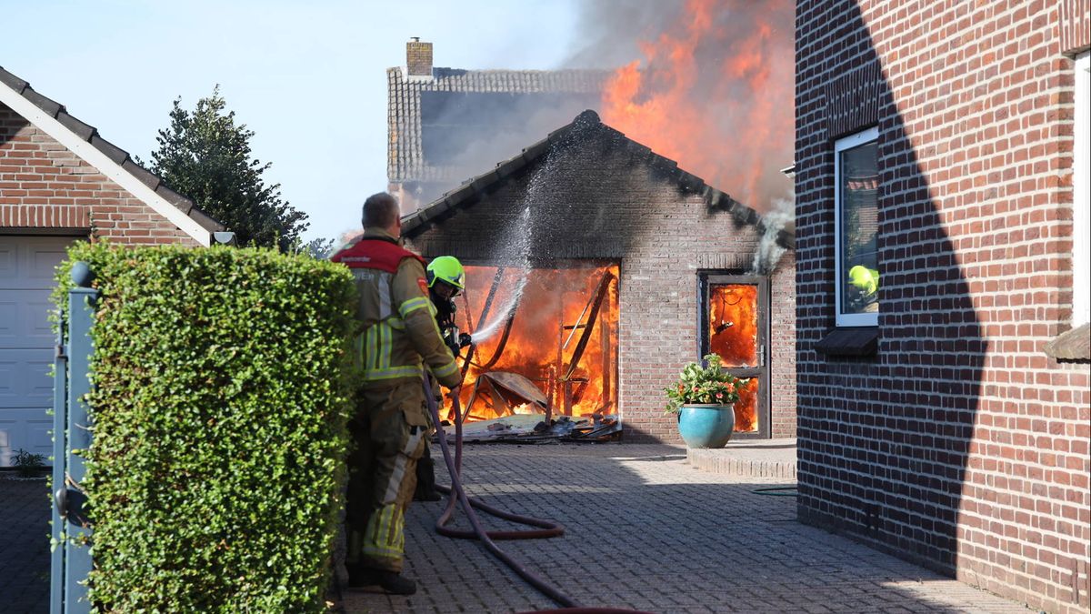 Garage wordt vlammenzee in Siebengewald: geen gewonden