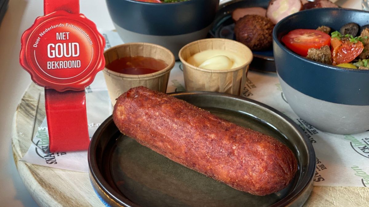 Gefrituurde grillworst verovert snackwereld: 'Blikvanger die de tong streelt'