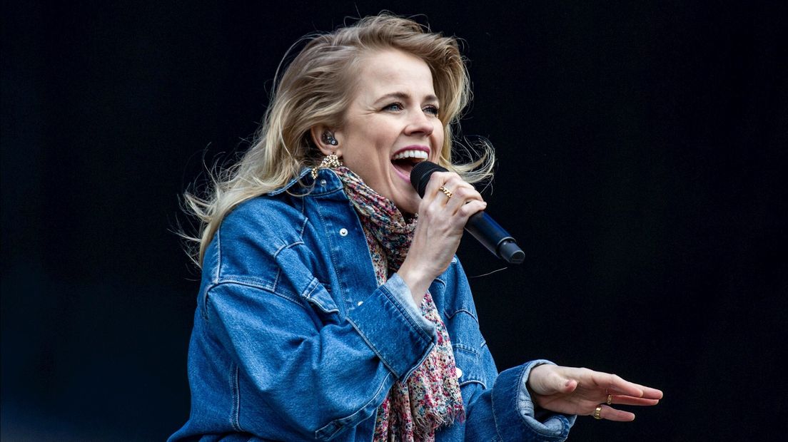 Duitsland houdt van Ilse Delange: nieuw album staat op eerste plek in hitlijsten