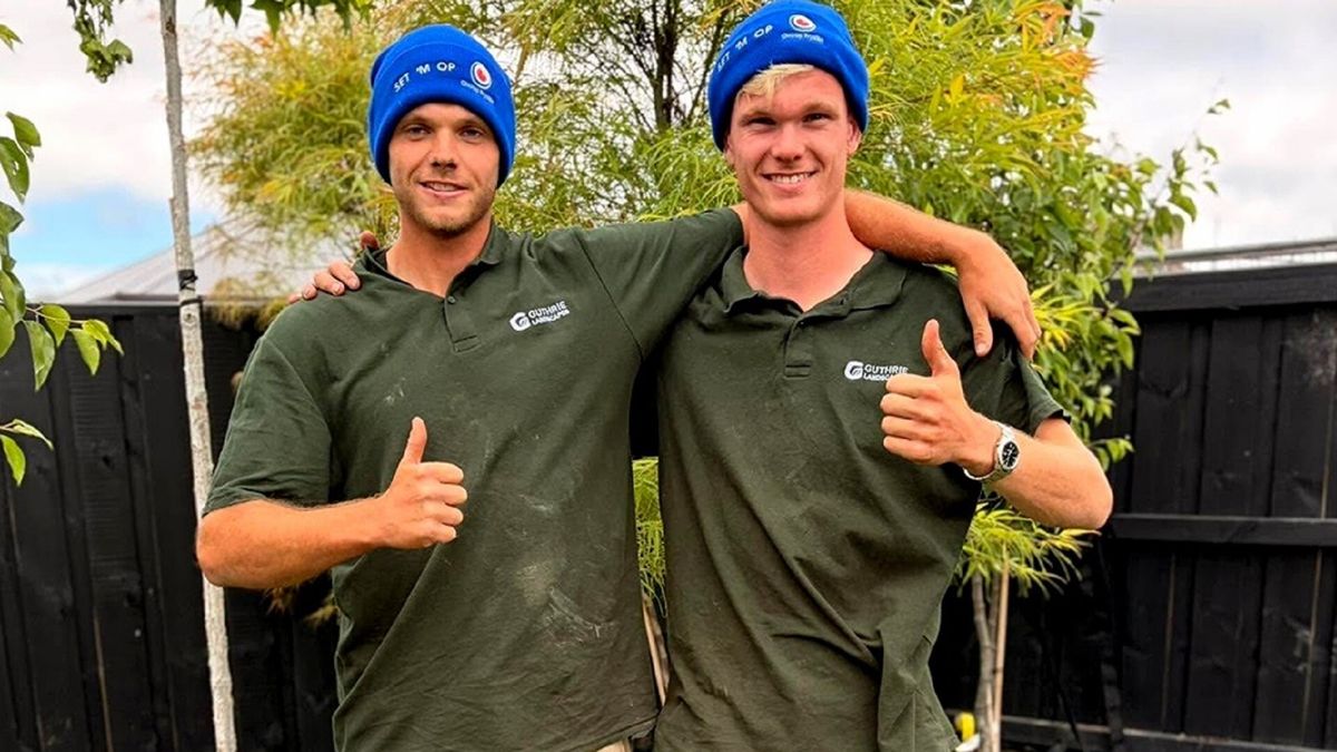 Alle en Arjen leggen tuinen aan in Nieuw-Zeeland: 