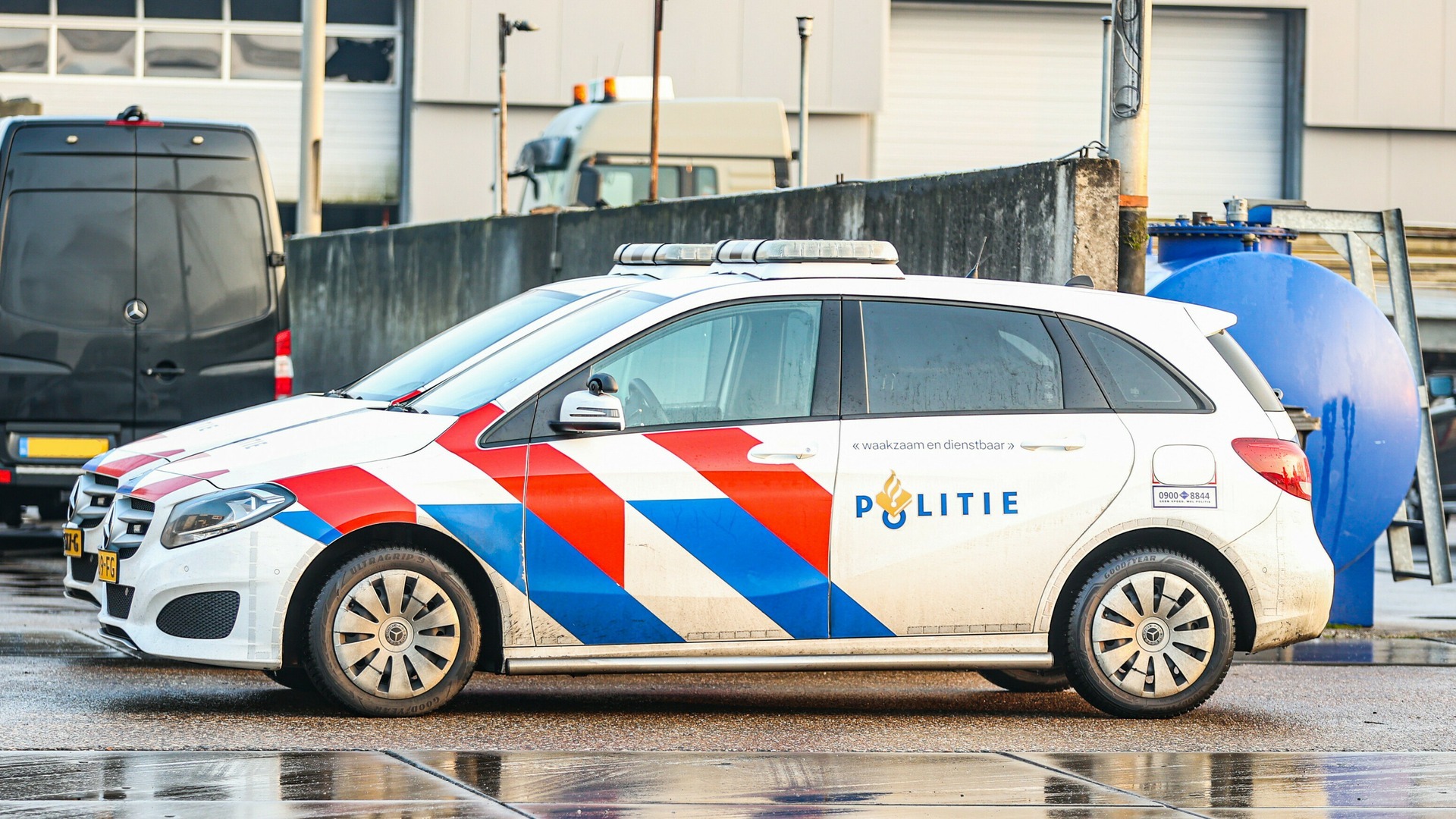 Kriminele aktiviteiten faak útfierd út Fryske wenningen en loadsen wei, kampanje moat dat keare