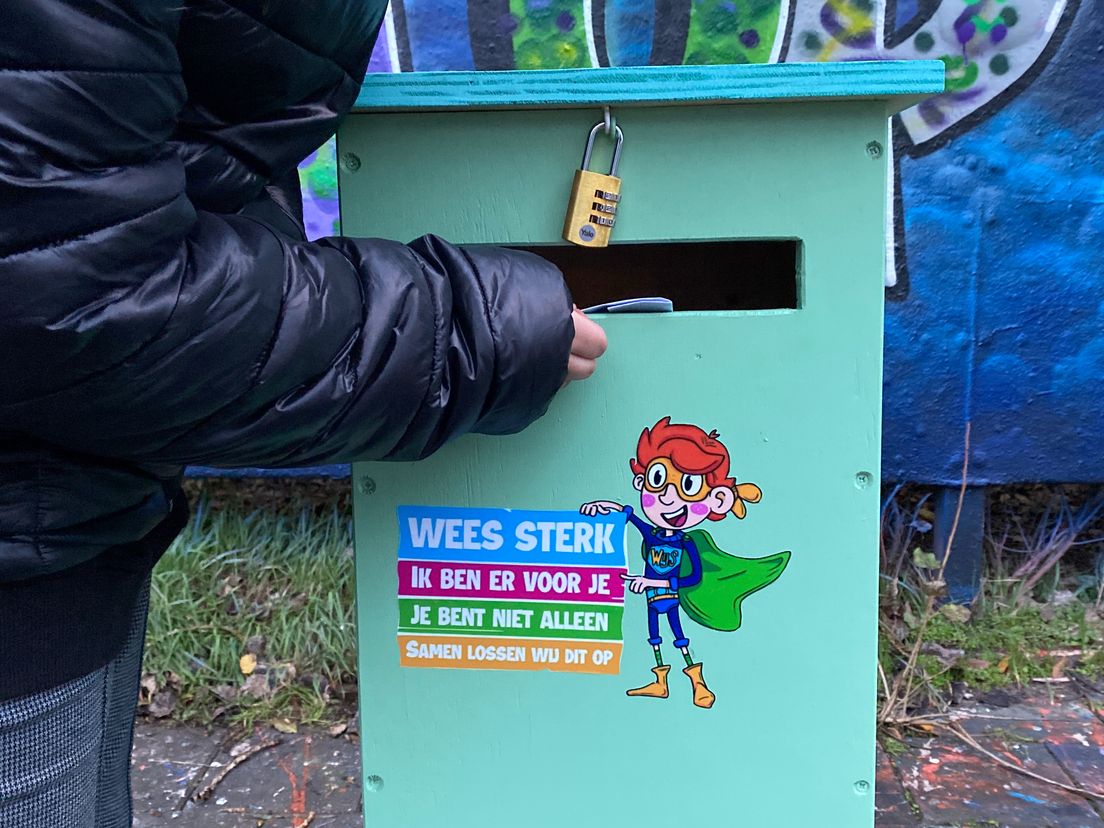 Zo ziet de brievenbus van superheld WIJS eruit