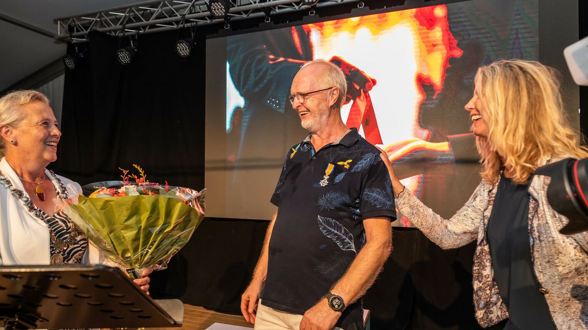 Lintje voor Henk Bakker, 'onmisbare schakel' in Alteveer-Kerkenveld