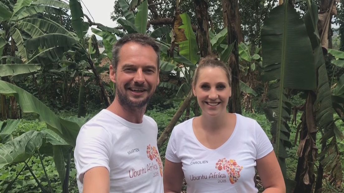 Maarten Smidt en Carolien Blom in Oeganda