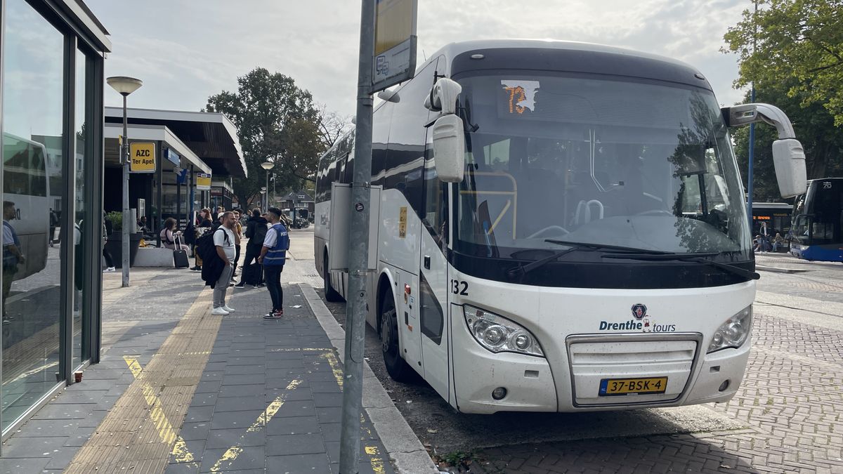 Burgemeester Emmen: 'Gratis pendelbus asielzoekers is nooit uitgangspunt geweest'