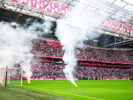 Klassieker in Johan Cruijff Arena definitief gestaakt, Feyenoord stond comfortabel met 3-0 voor