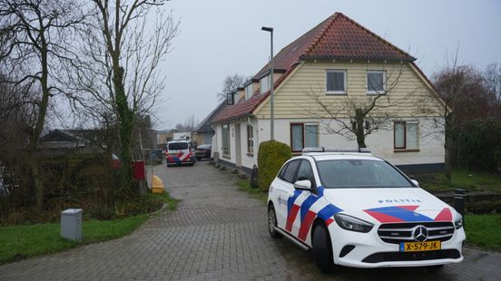 Drugsvondst in woning Bunschoten | Ongeluk op A27 veroorzaakt grote file. Drugsvondst in woning Bunschoten | Ongeluk op A27 veroorzaakt grote file.