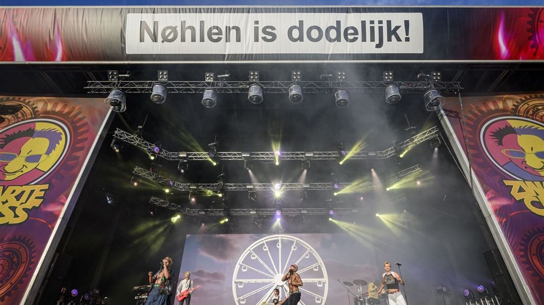 Een optreden van Goldband op de laatste dag van de 25e editie van festival Zwarte Cross, vorig jaar