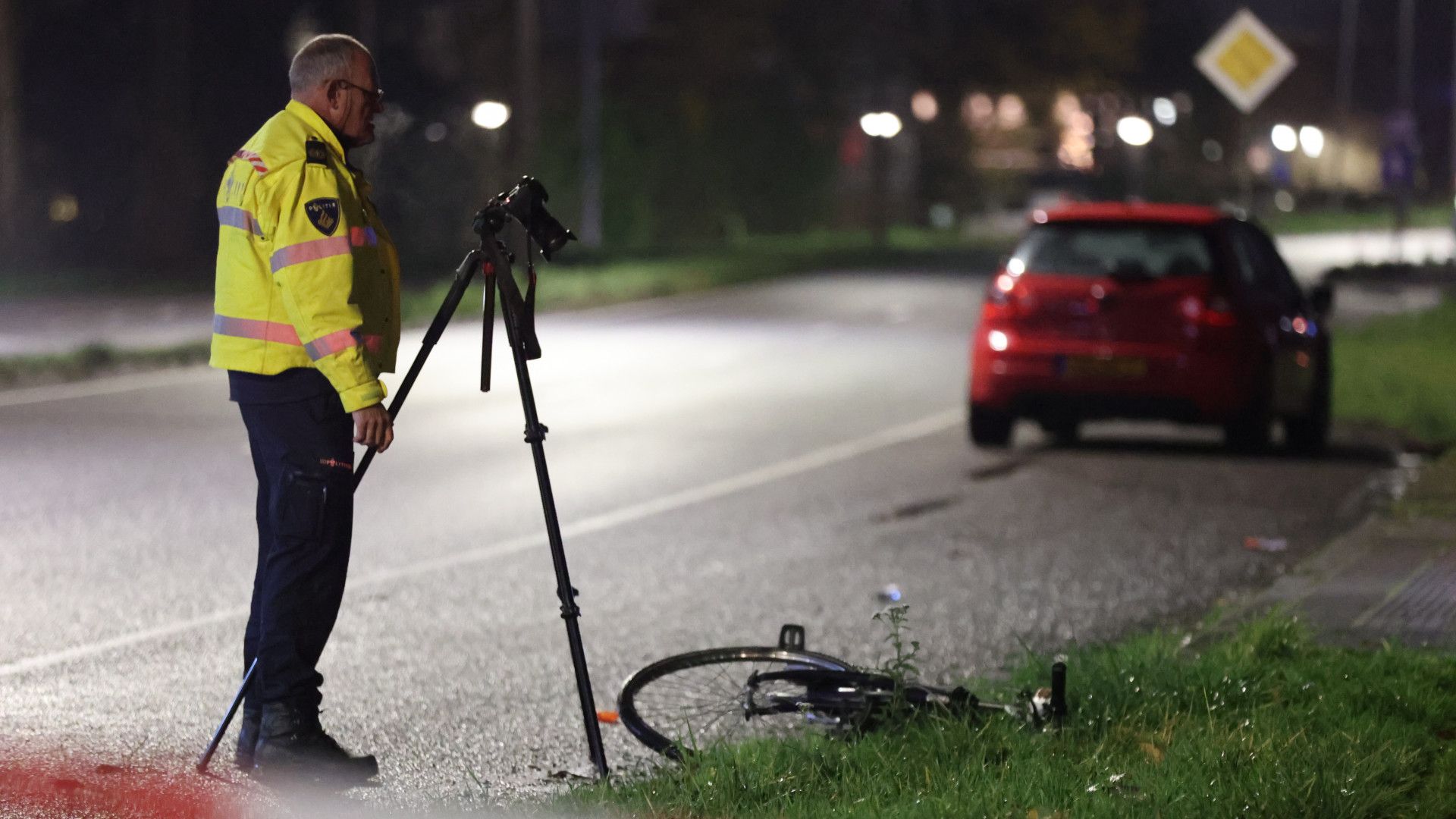 Fietser (74) Overleden Na Aanrijding In Delft - Omroep West