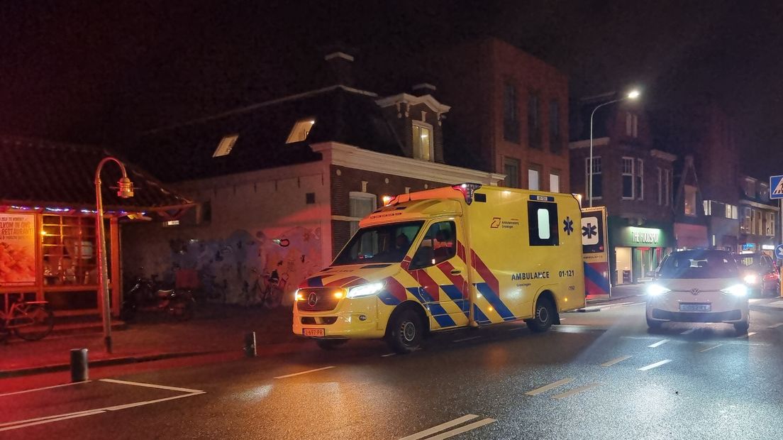 Een ambulance op de plek van het ongeval