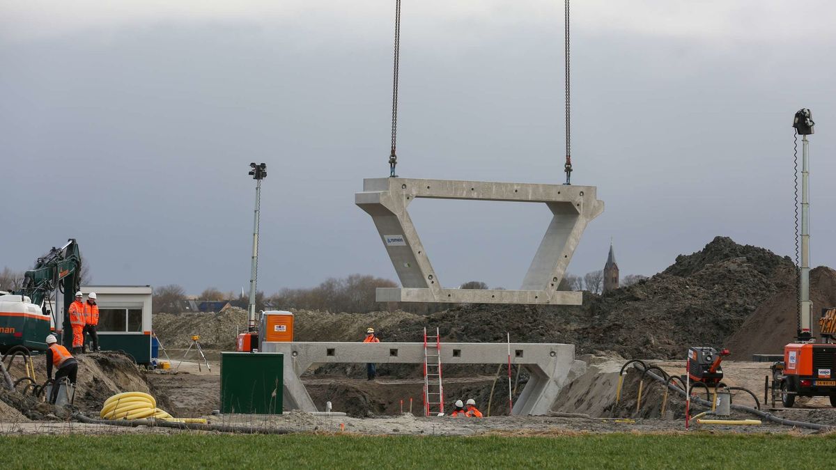 Aanleg fietstunnel onder Zuidwalweg bij Harlingen