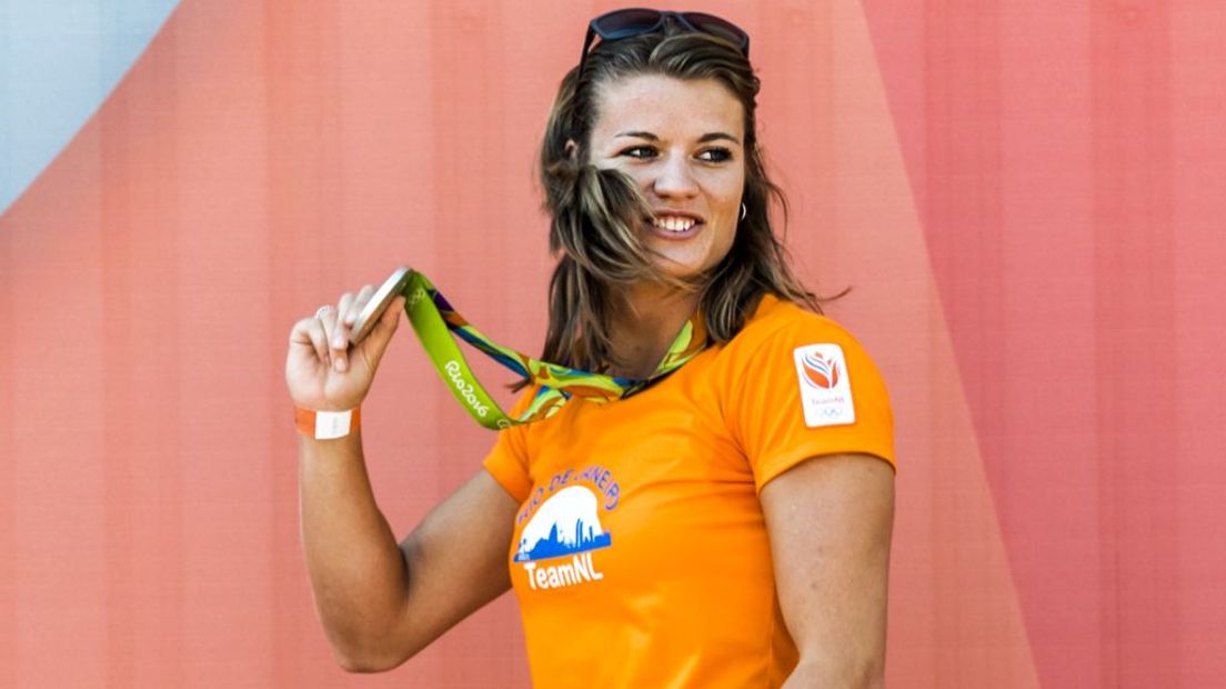 Dafne Schippers is terug uit Rio