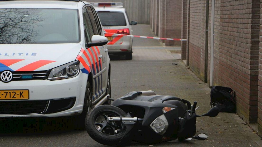 De motor werd enkele straten verderop klemgereden