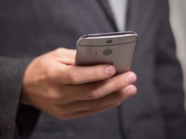 Gebruik van een mobiele telefoon leidt niet tot een hersentumor, zeggen Utrechtse onderzoekers