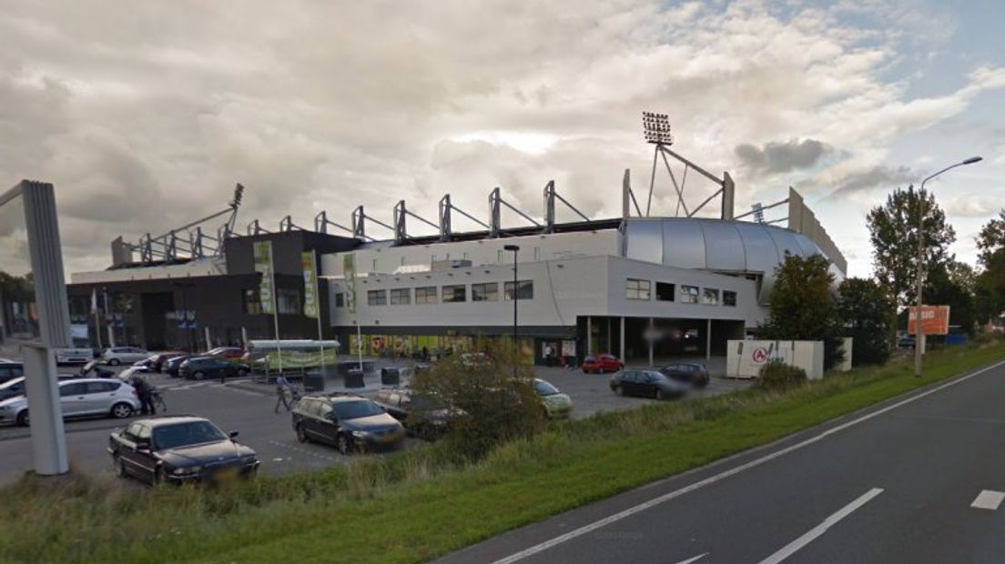 Het Polman Stadio (Rechten: Google Street View)