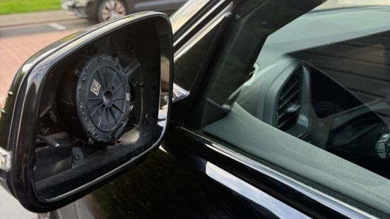 Tientallen autospiegels gestolen: 'Is met twee minuten gebeurd'