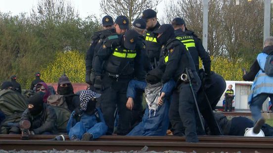 'Tientallen aanhoudingen' bij demonstratie op Betuweroute