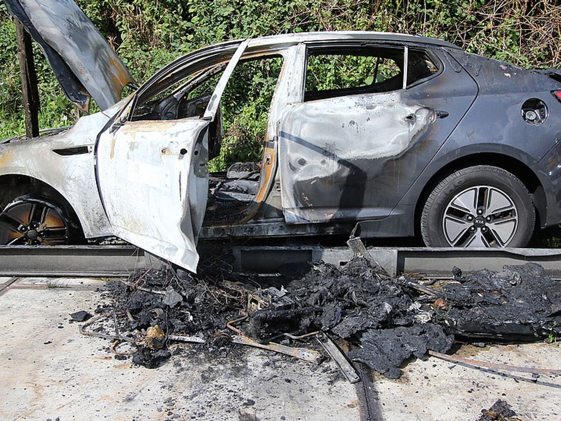 De gestolen auto die is gebruikt bij de moord in De Meern (foto politie)