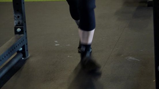 Afvallen met zuurtjes? Powerliftster Janneke Brauckman maakt zich op voor het EK