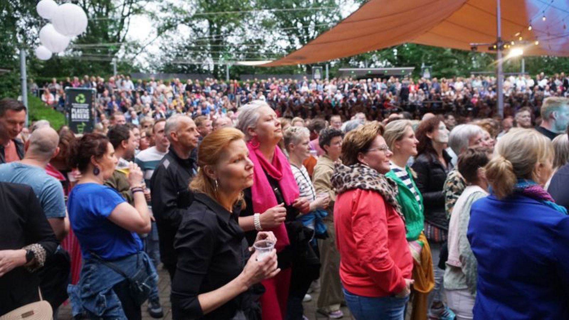 Douwe Bob terug in Openluchttheater Eibergen.