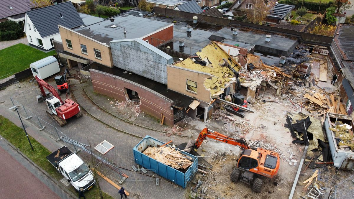 Ruim 50 jaar oud stappaleis tegen de vlakte: sloop Boogie Bar gestart