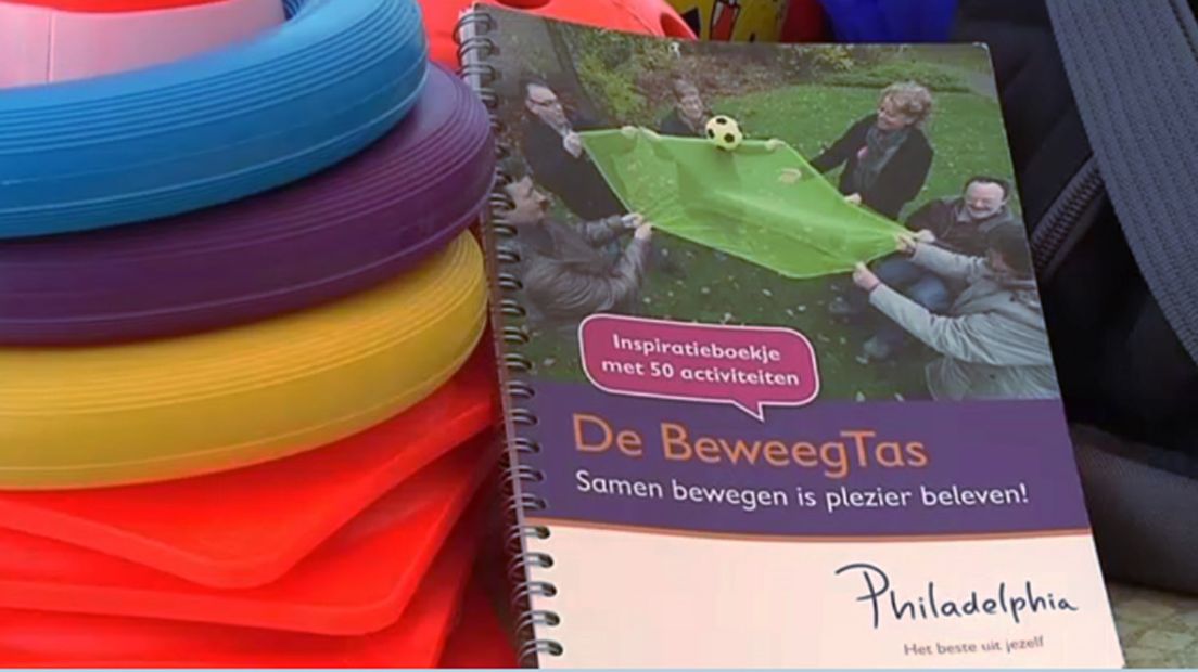 In de beweegtas zit een inspiratieboekje.