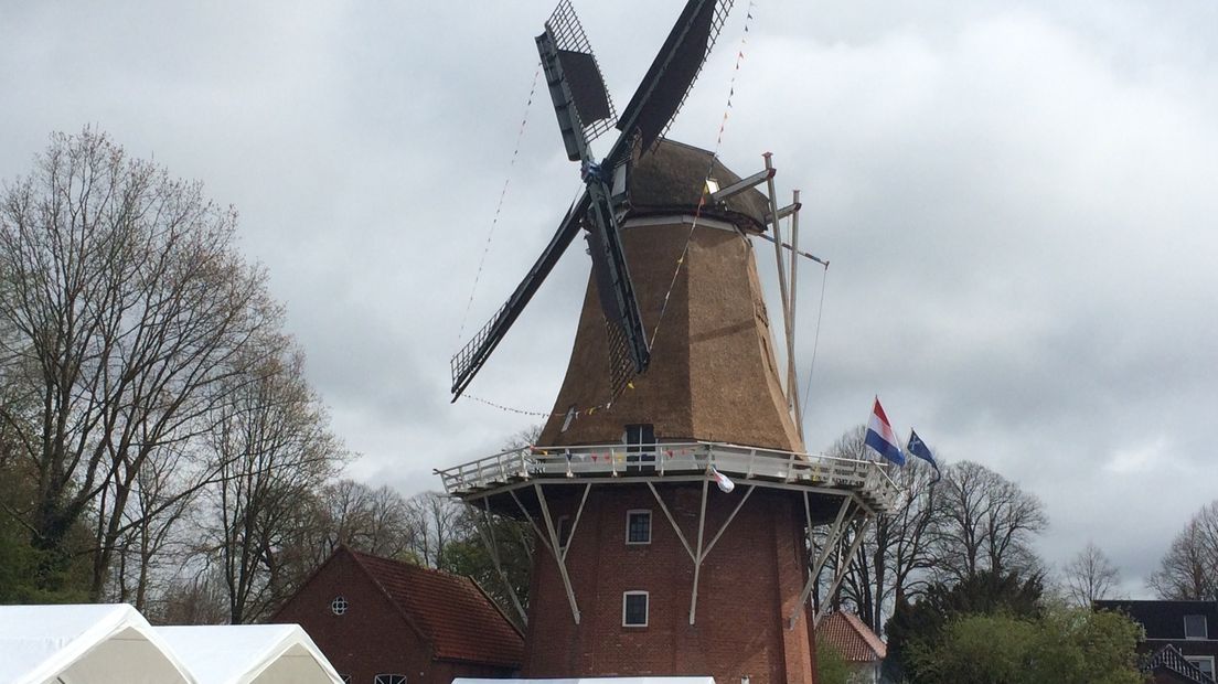 Molen Hazewind in Gieten (archieffoto RTV Drenthe)