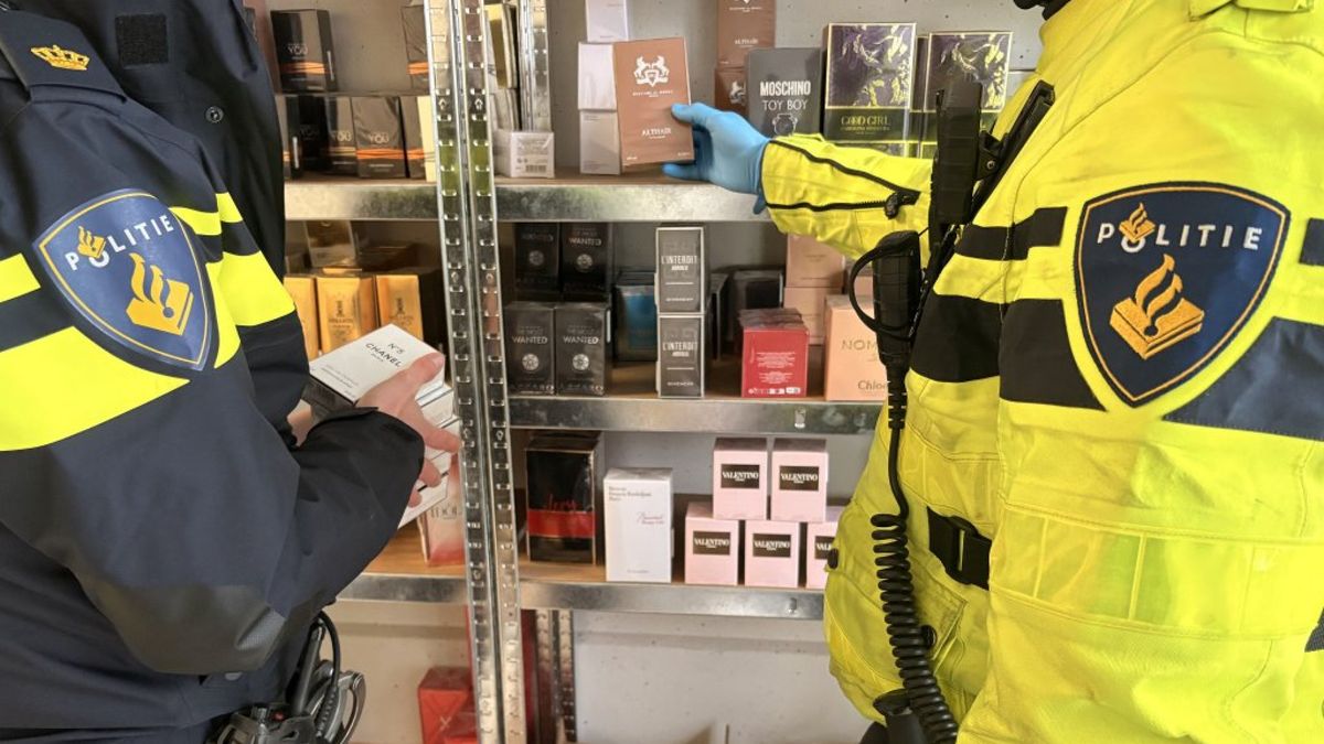 Politie vindt duizenden flesjes namaakparfum