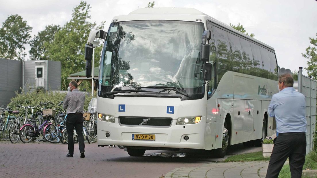 De (mogelijk) besmette asielzoekers zijn overgeplaatst naar Haren (Rechten: Persbureau Meter)
