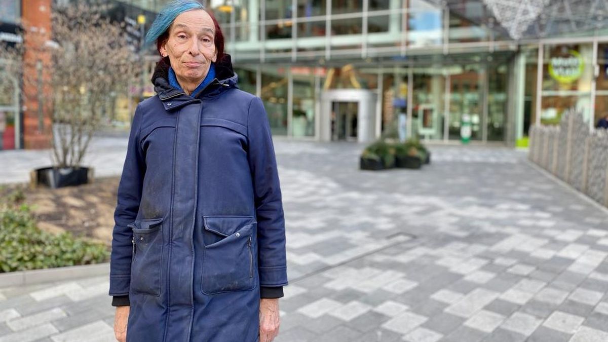 Nieuwegeins raadslid Aoife Derriks (73) overleden