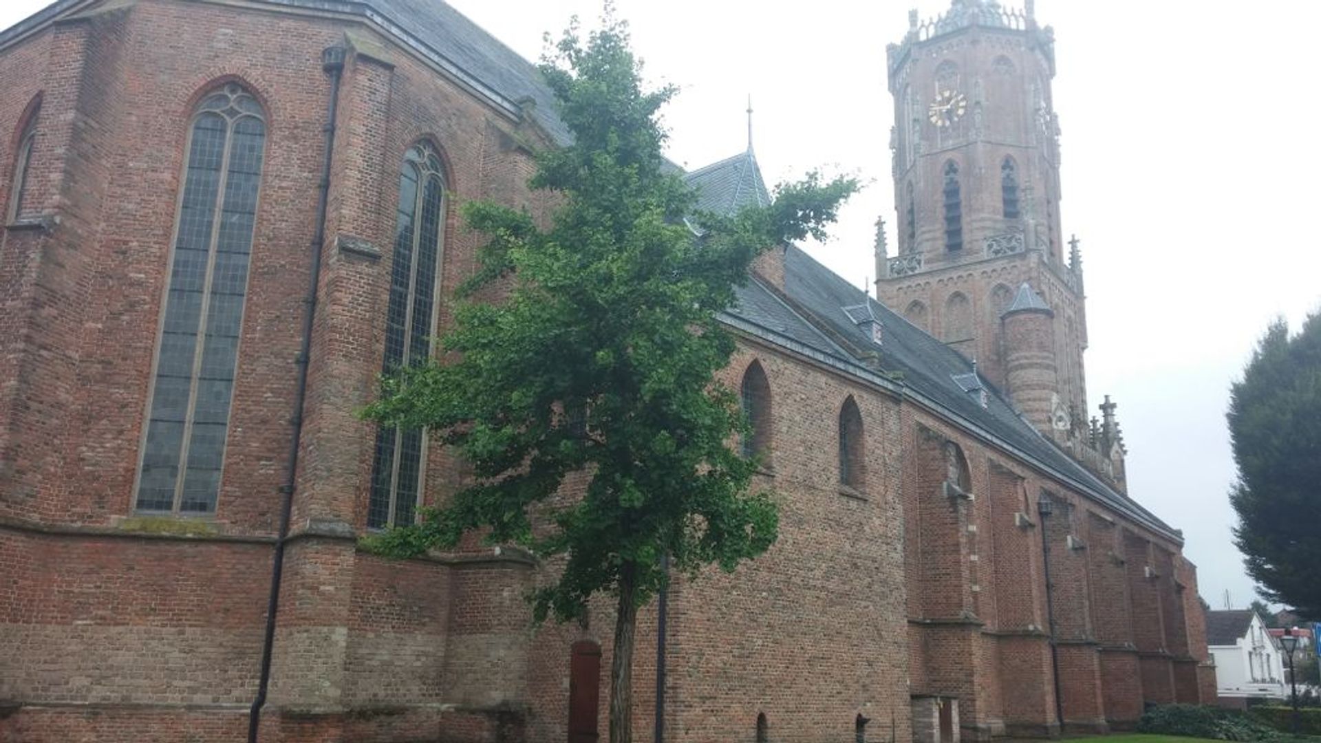 Grote Kerk van Elst werkt aan betere toegang tot Romeinse tempels