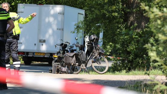 112 Nieuws: Solexrijders aangereden in Hengelo, traumahelikopter ingezet. 112 Nieuws: Solexrijders aangereden in Hengelo, traumahelikopter ingezet.