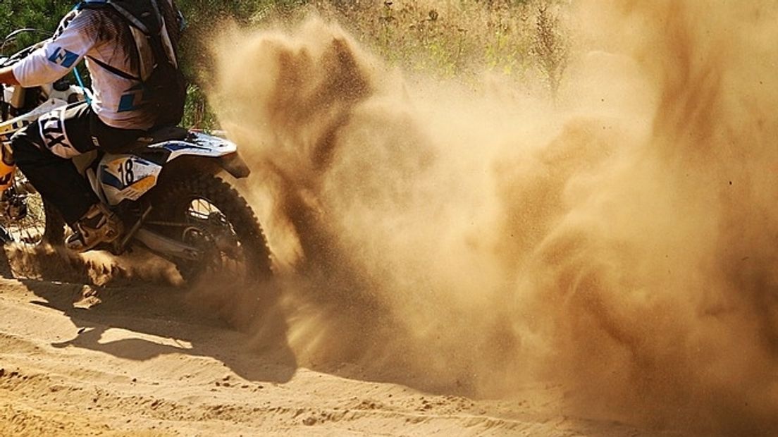 Motorcrosser Van Meer eerste leider bij OZK motorcross