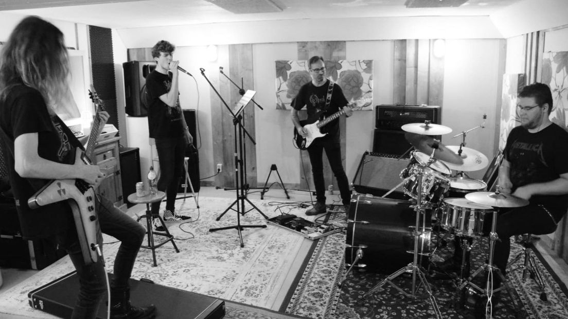De band 'Brain Crusher' uit Ommen