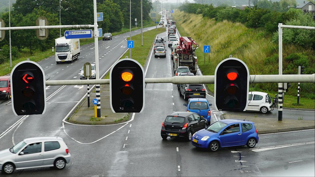 Verkeerslichten in Deventer blijven op rood staan