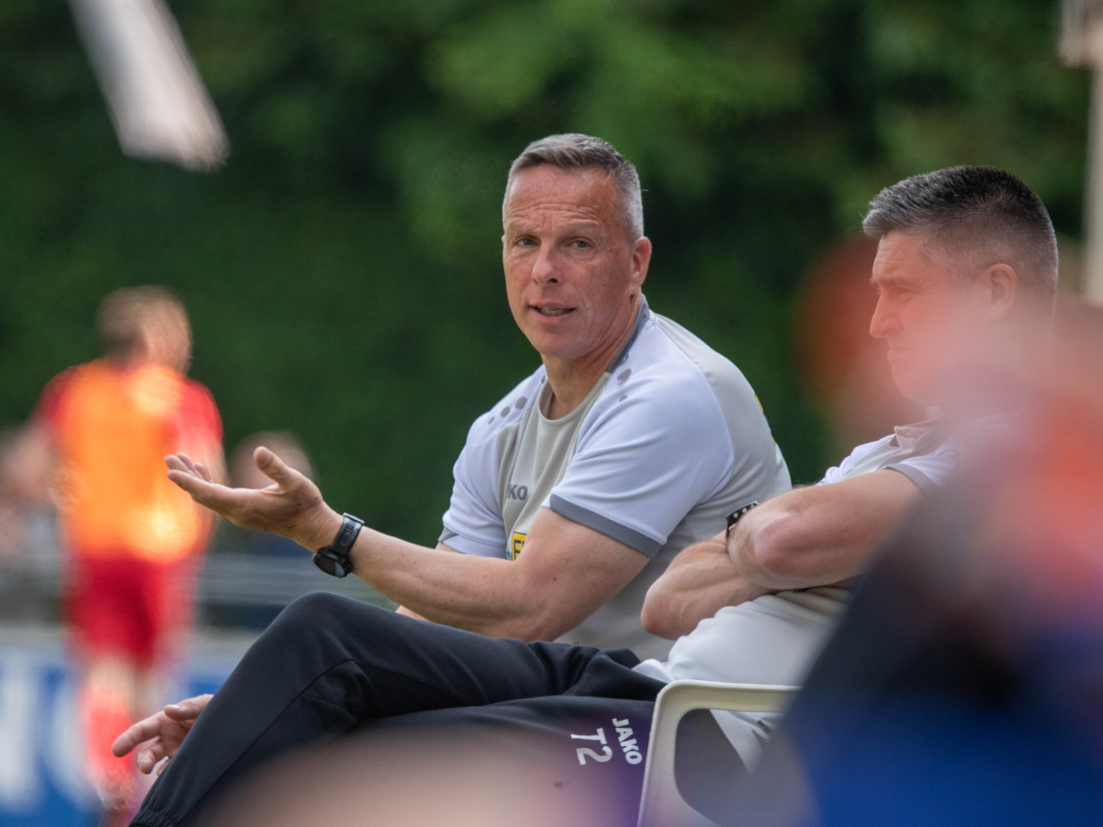 Hoek maakt achterstand goed tegen Barendrecht en neemt één punt mee naar huis