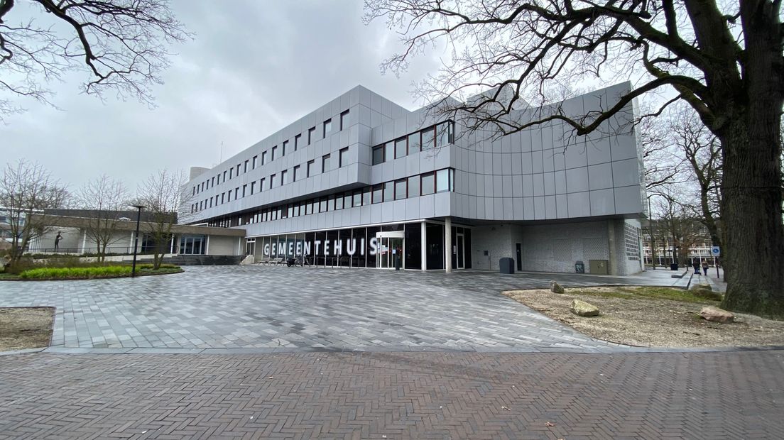 Het gemeentehuis in Emmen