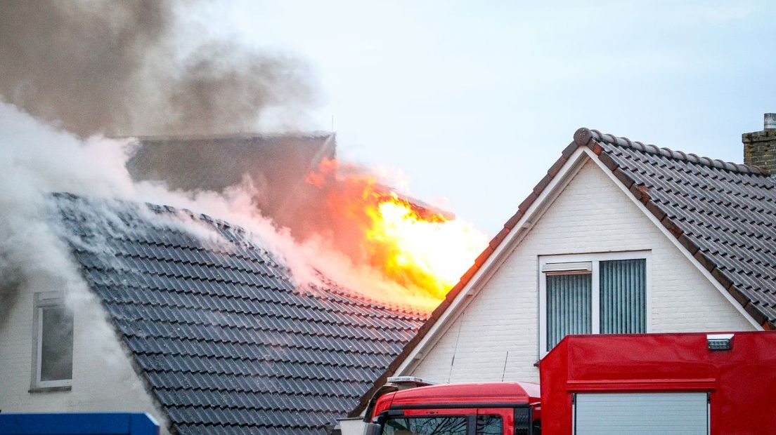 Brand in een pizzeria in Roden