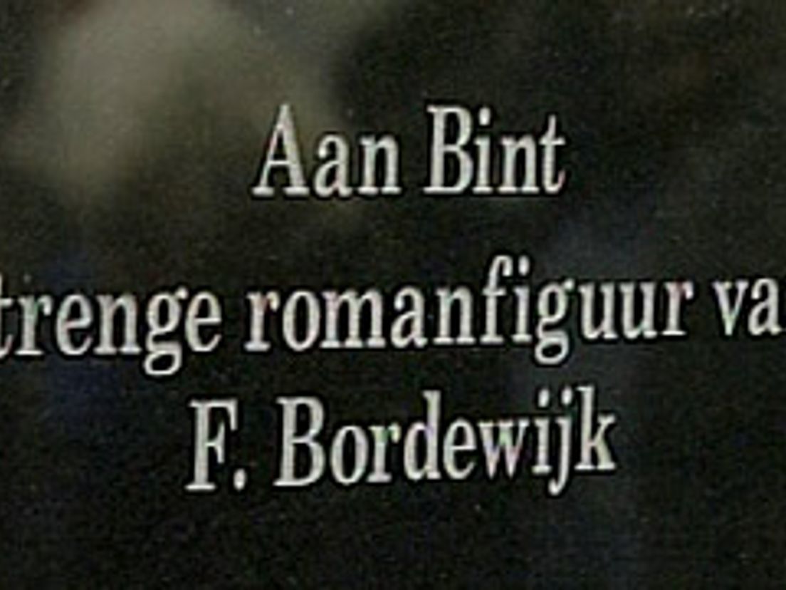 Plaquette schrijver Bordewijk onthuld - Rijnmond