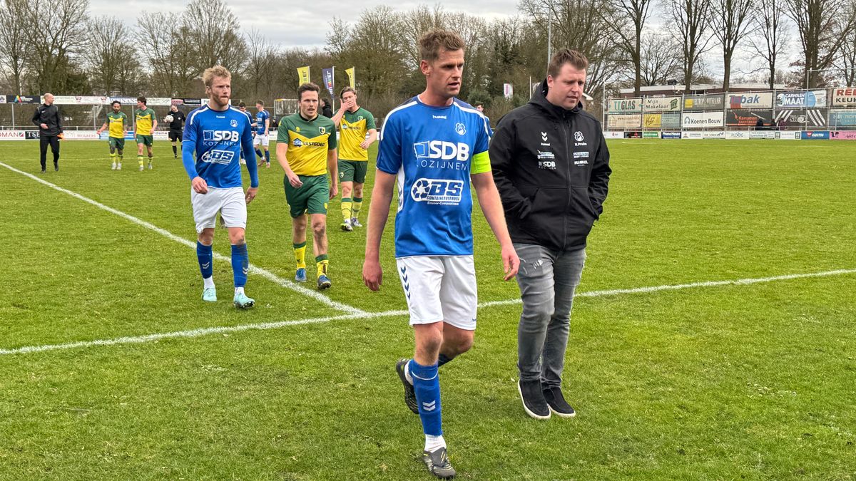 CEC ziet Michael de Leeuw twee keer scoren en gaat ruim onderuit tegen koploper Groen Geel