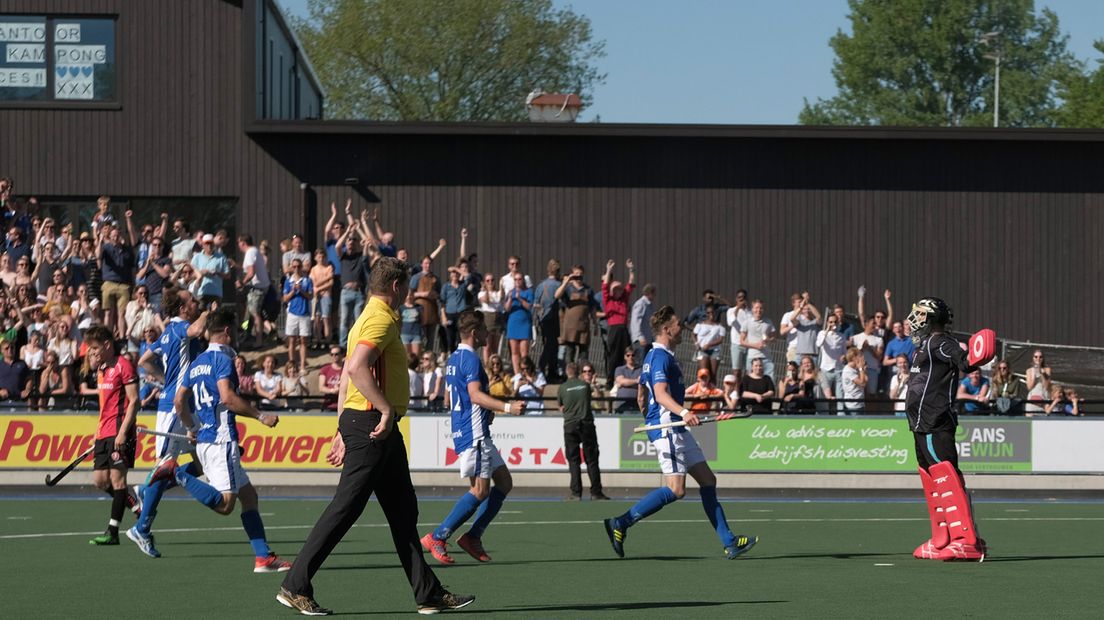 David Harte (rechts) was van grote waarde in de titel van Kampong