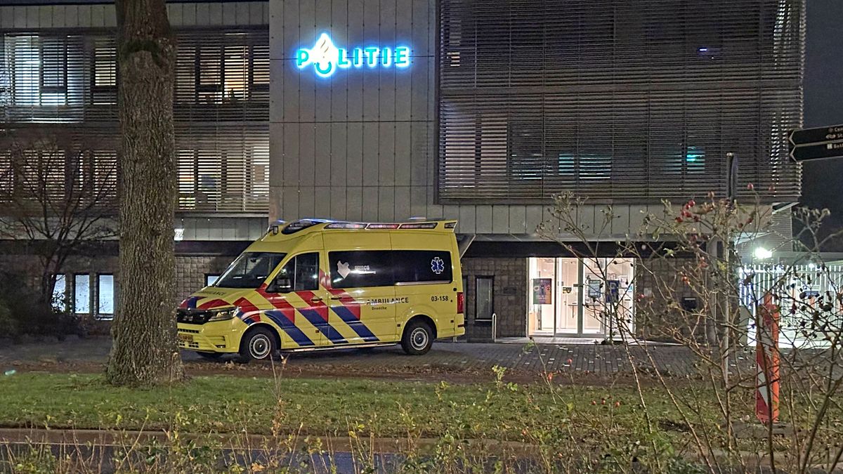 Ambulancemedewerker mishandeld in Hollandscheveld, verdachte getaserd